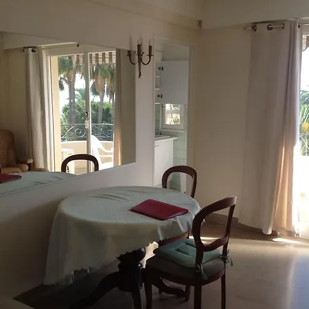 アパート Croisette One Bedroom